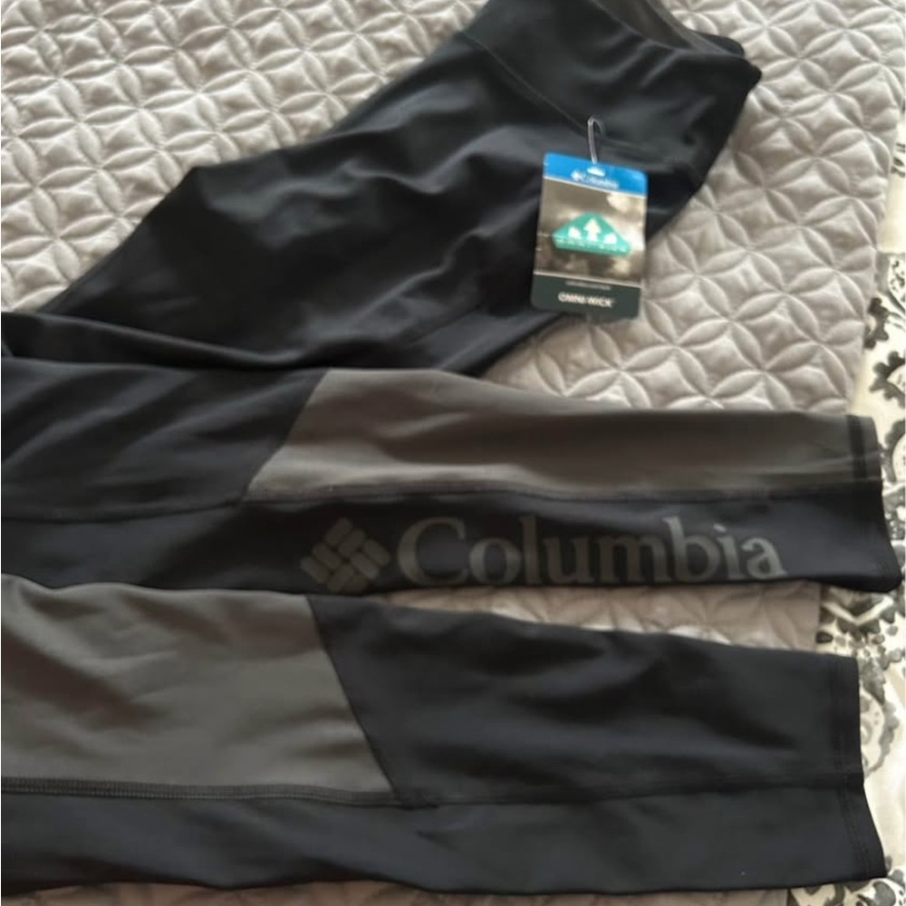 Columbia Women's Black and Gray Leggings - Size S